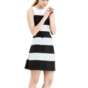 Ann Taylor Loft Pleated Midi Dress Size 10